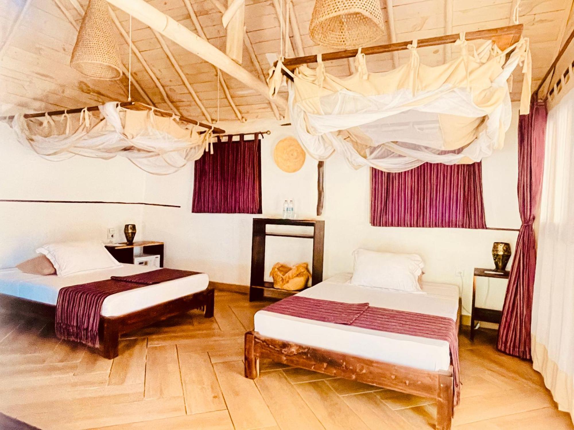 Vovo Telo Lodge 톨리아라 외부 사진