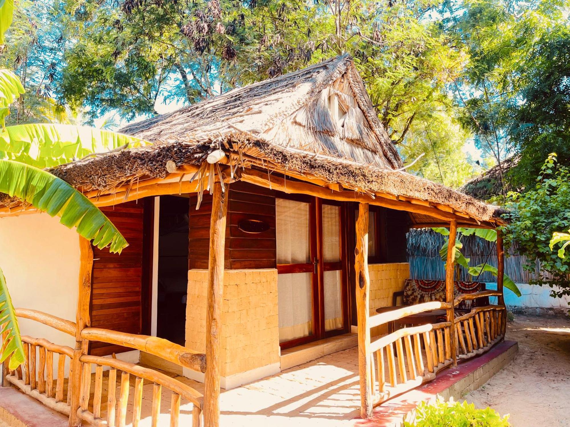 Vovo Telo Lodge 톨리아라 외부 사진