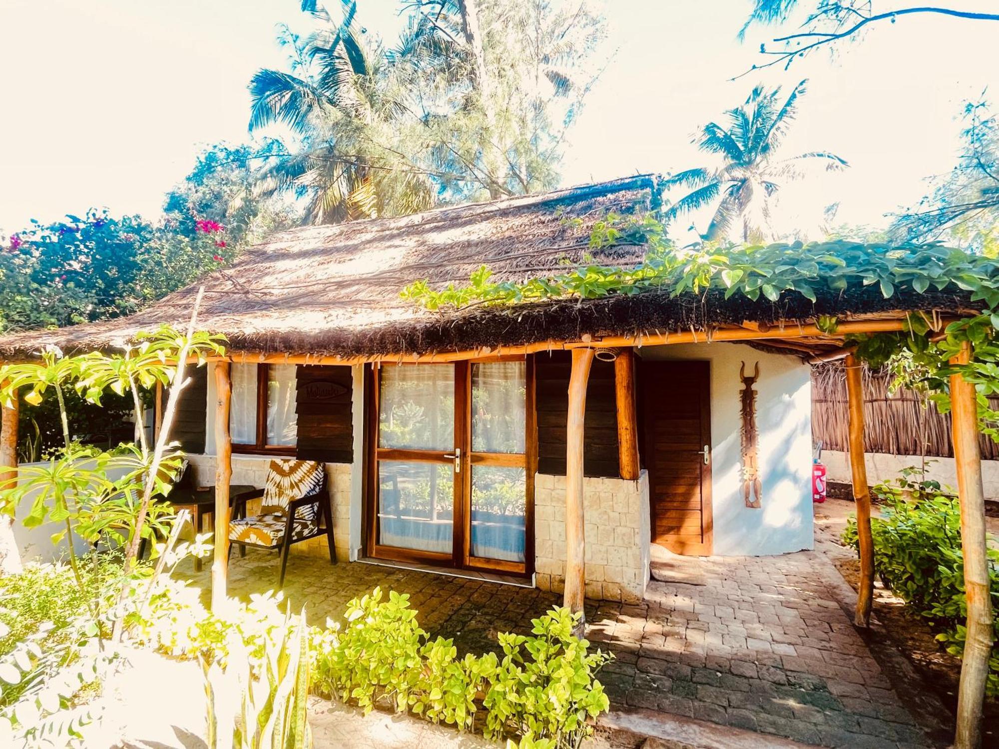 Vovo Telo Lodge 톨리아라 외부 사진