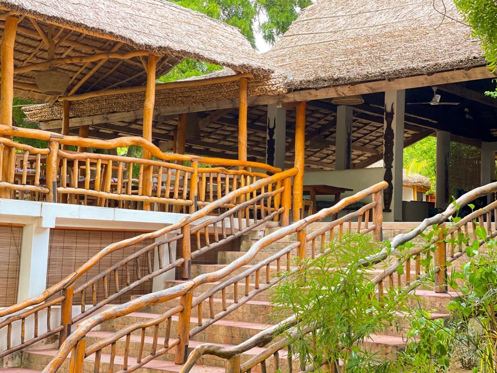 Vovo Telo Lodge 톨리아라 외부 사진