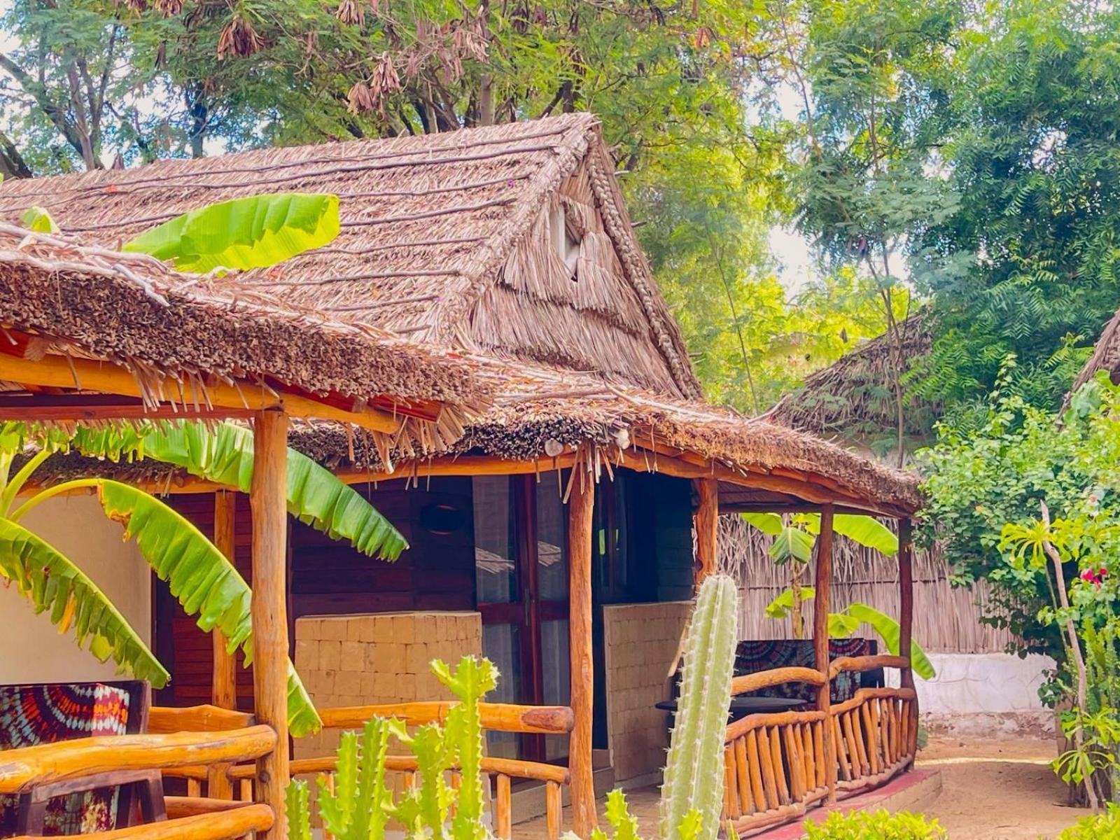 Vovo Telo Lodge 톨리아라 외부 사진